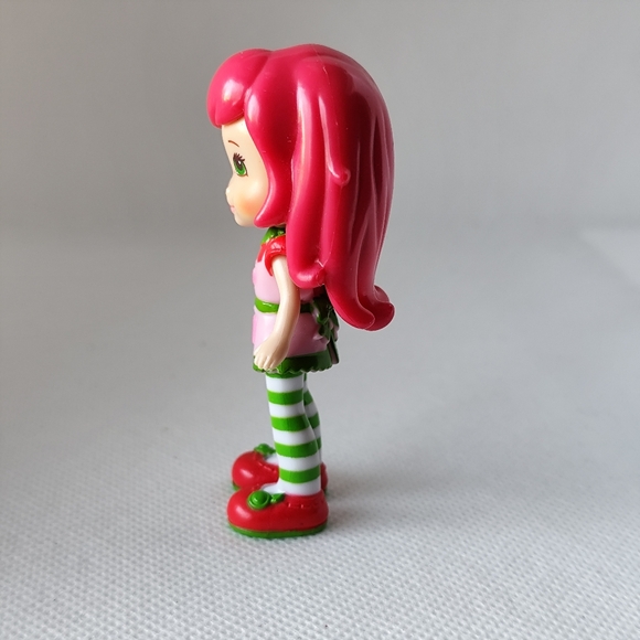 3/$25💙2008 STRAWBERRY SHORTCAKE 3" Mini Figure Doll Toy - Picture 2 of 7